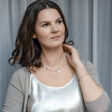 Load image into Gallery viewer, Rožinio opalo sidabro apyrankė moterims "Meilė sau"