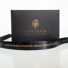 Load image into Gallery viewer, Herkimerio deimanto sidabro apyrankė moterims "Šviesa" - apvalūs 7-8 mm