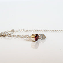 Load image into Gallery viewer, Subtilus granato sidabro 925 pakabukas su grandinėle moterims "Gyvybingumas"