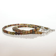 Load image into Gallery viewer, Set of Green Garnet Silver 925 Necklace and Bracelet "Vital Thouhgts" - Petit Secret