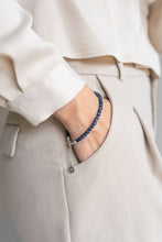 Load image into Gallery viewer, Tamsiai mėlyno safyro sidabro 925 apyrankė moterims "Sielos dovanos" - Petit Secret